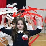 11. Taniec z szarfami kl. 3a na cześć Narodowego Święta Niepodległości_.jpg
