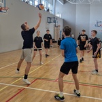17. Rozegranie piłki w drużynie klasy 8.jpg