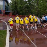 8. Start chłopców w biegu na 1000 m.jpg