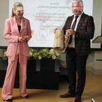 43. Pan Urbański i Pani  Beata Otapowicz..JPG