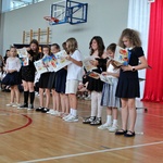 43. Pantomima w wykonaniu uczniów klas 3.JPG