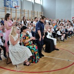 9. Powitanie brawami gości.JPG
