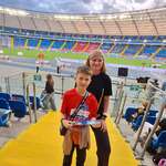 3. Kasjan z nauczycielem WF Panią Joanna Wołczuk.jpg