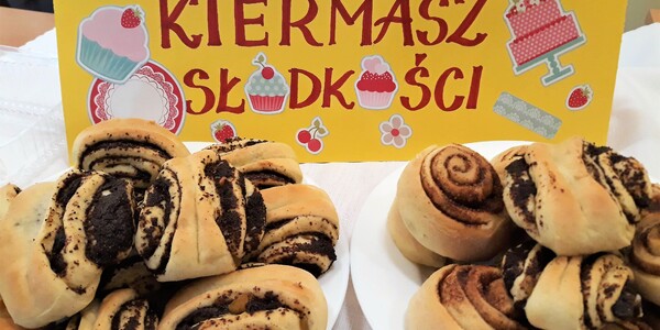 kiermasz słodkości.jpg