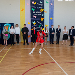 Część artystyczna - występ uczennicy klasy VIII a.jpg