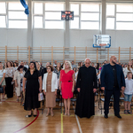 Dyrekcja SP. 11 wraz z gośćmi..jpg
