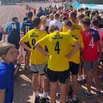 Chłopcy biorący udział w sztafecie 4x100m w oczekiwaniu na start.jpg