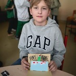 Staś wykonał piękną kartkę urodzinową..jpg