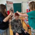 Zdjęcie nr 73. Pokaz farbowania włosów sprayem_.jpg